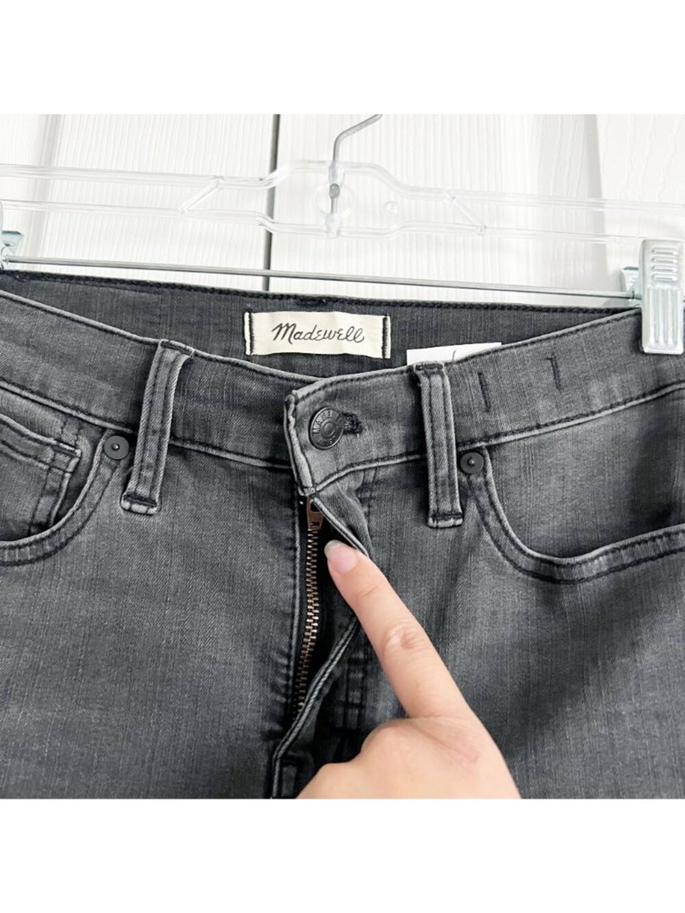 Madewell Black Sea Denim Distressed Mid-Rise Skinny Jeans Women's Size 25 - Picture 6 of 10